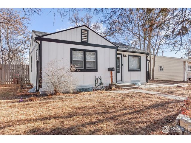 2430 14th Ave Ct, Greeley, CO 80631