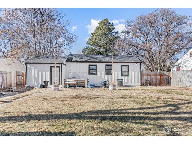 2430 14th Ave Ct, Greeley, CO 80631