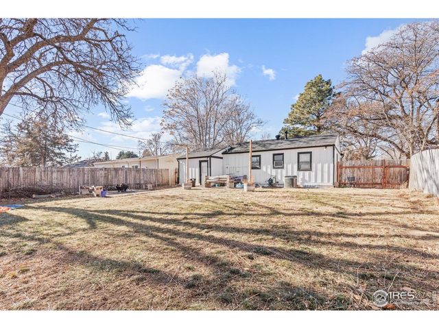 2430 14th Ave Ct, Greeley, CO 80631