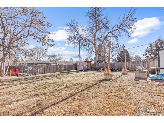 2430 14th Ave Ct, Greeley, CO 80631