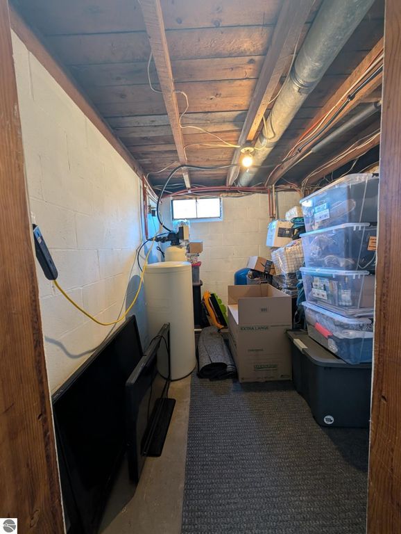 Image 39 of property listing at 11380 Philips Street, Fife Lake, MI 49633