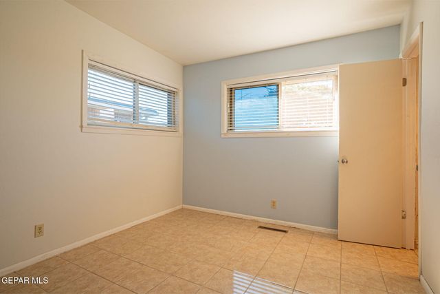9500 BEALS Drive, El Paso, TX 79924
