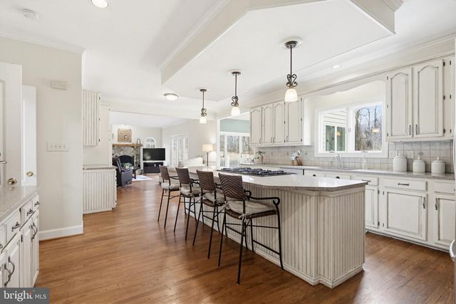 7213 CLIFF PINE DR, Gaithersburg, MD 20879