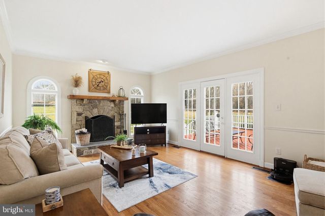 7213 CLIFF PINE DR, Gaithersburg, MD 20879