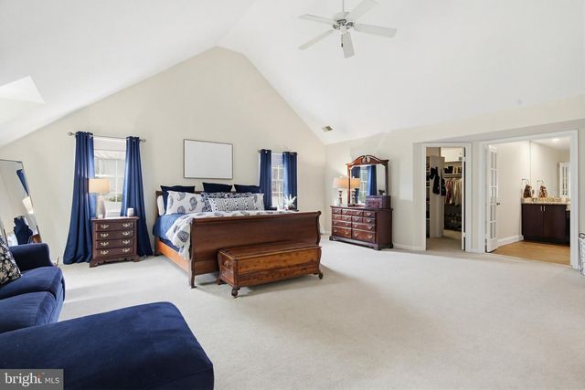 7213 CLIFF PINE DR, Gaithersburg, MD 20879