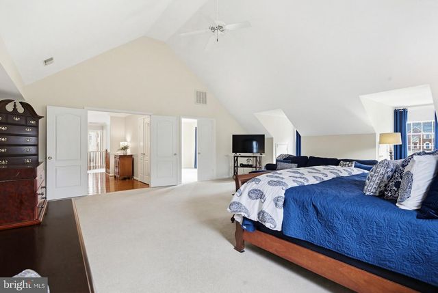 7213 CLIFF PINE DR, Gaithersburg, MD 20879