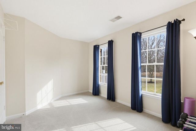 7213 CLIFF PINE DR, Gaithersburg, MD 20879