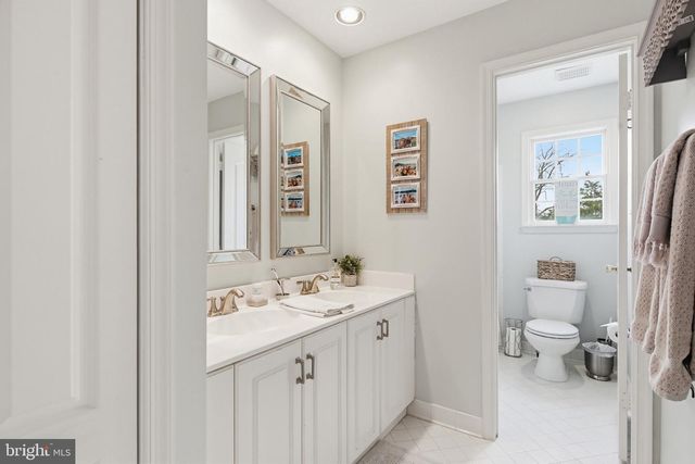 7213 CLIFF PINE DR, Gaithersburg, MD 20879