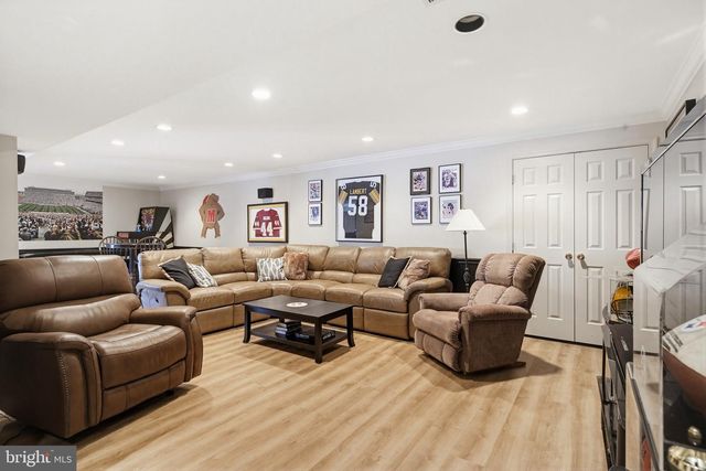 7213 CLIFF PINE DR, Gaithersburg, MD 20879