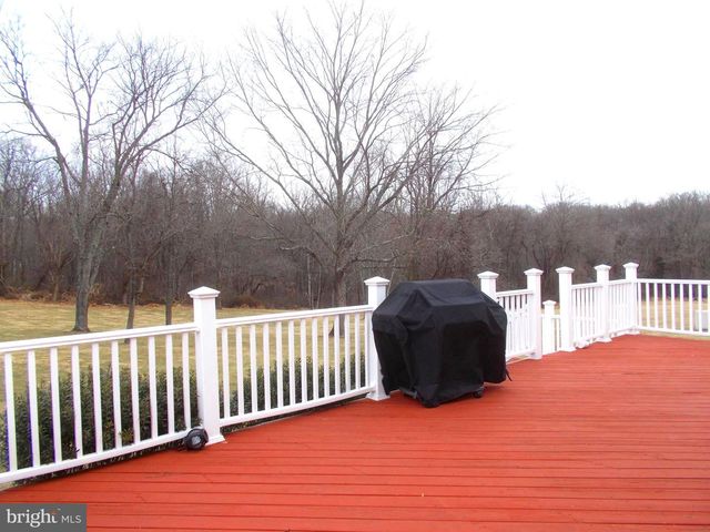 7213 CLIFF PINE DR, Gaithersburg, MD 20879