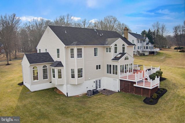 7213 CLIFF PINE DR, Gaithersburg, MD 20879