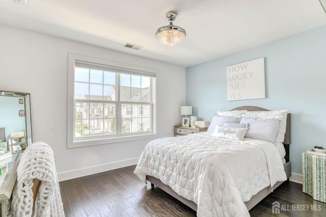 1529 Paxton Lane, Monroe, NJ 08831