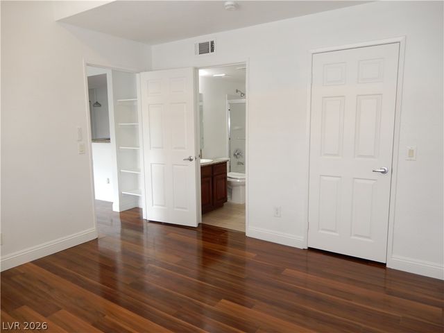 5122 South Jones Boulevard 201, Las Vegas, NV 89118
