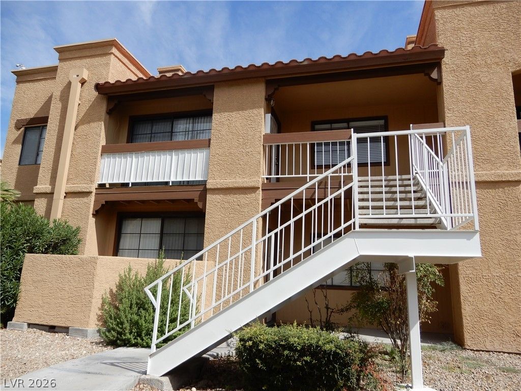5122 South Jones Boulevard 201, Las Vegas, NV 89118