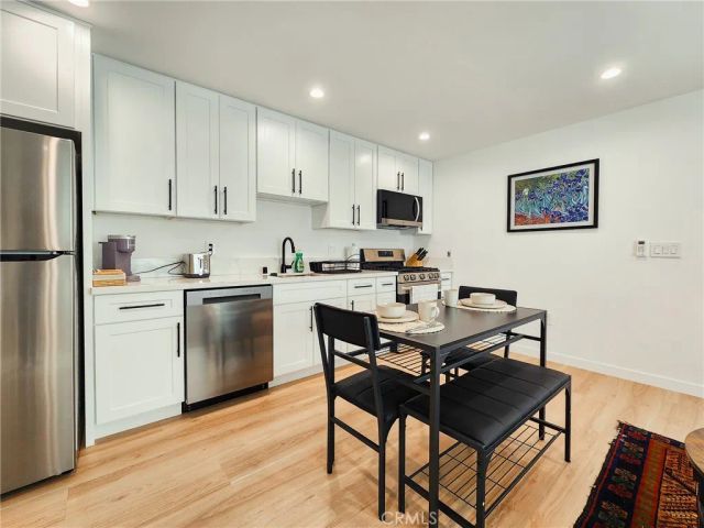 22131 Bassett Street, Canoga Park, CA 91303