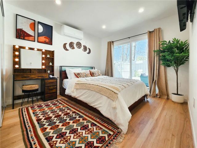 22131 Bassett Street, Canoga Park, CA 91303