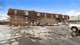 27 Gillen Avenue 207B, Providence, RI 02904