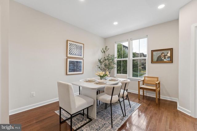 9251 WOOD VIOLET CT, Fairfax, VA 22031