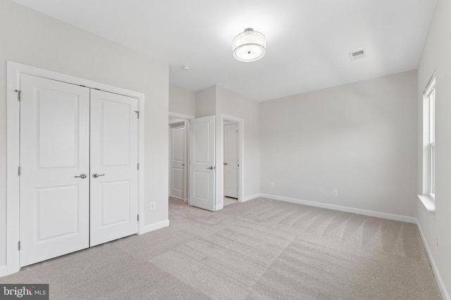 9251 WOOD VIOLET CT, Fairfax, VA 22031
