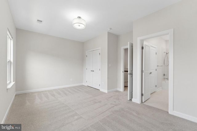 9251 WOOD VIOLET CT, Fairfax, VA 22031