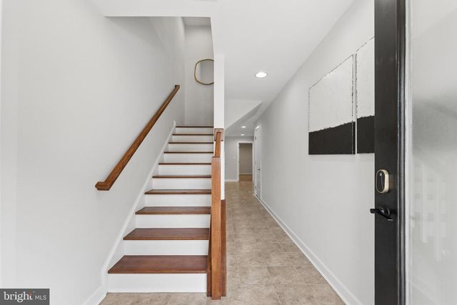 9251 WOOD VIOLET CT, Fairfax, VA 22031