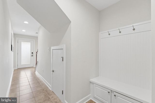 9251 WOOD VIOLET CT, Fairfax, VA 22031
