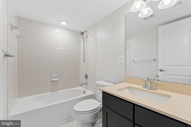9251 WOOD VIOLET CT, Fairfax, VA 22031