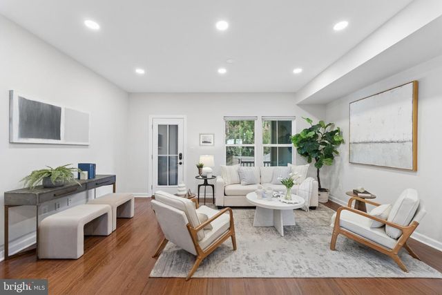 9251 WOOD VIOLET CT, Fairfax, VA 22031