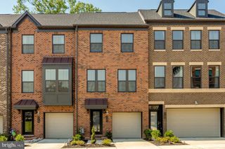 9251 WOOD VIOLET CT, Fairfax, VA 22031