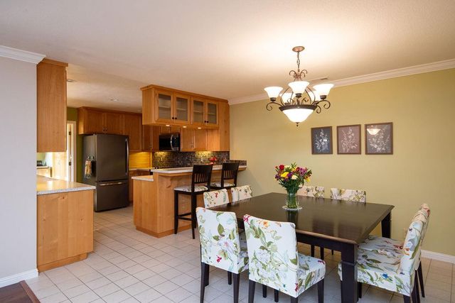 6613 Cypress Wood Cir, Riverbank, CA 95367