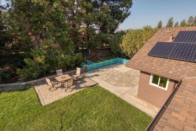 6613 Cypress Wood Cir, Riverbank, CA 95367