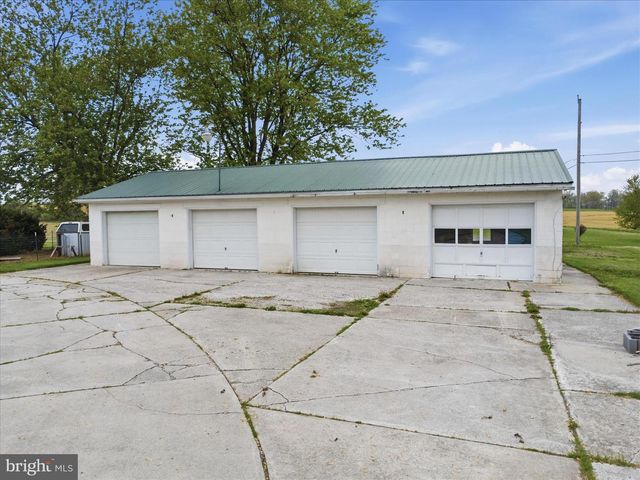 740 HEIDLERSBURG RD, Biglerville, PA 17307