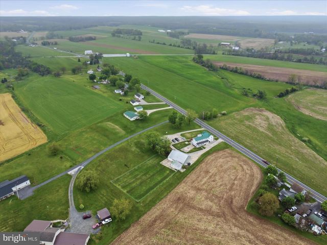 740 HEIDLERSBURG RD, Biglerville, PA 17307
