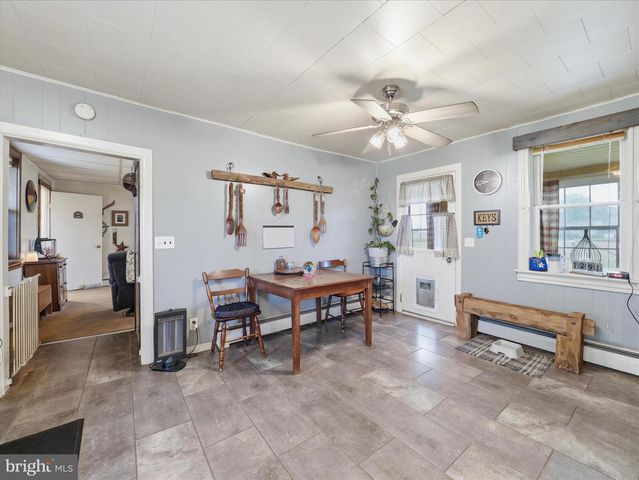 740 HEIDLERSBURG RD, Biglerville, PA 17307
