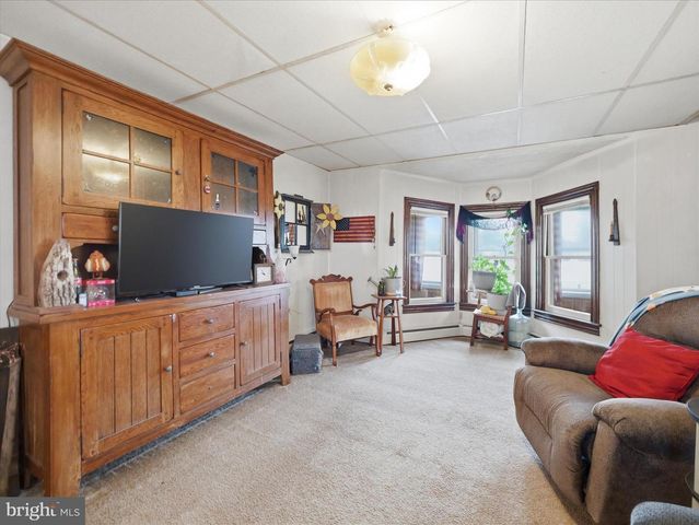 740 HEIDLERSBURG RD, Biglerville, PA 17307