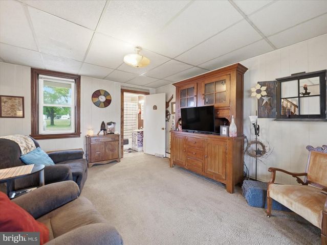 740 HEIDLERSBURG RD, Biglerville, PA 17307