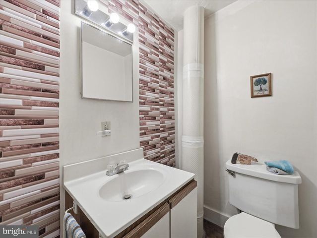 740 HEIDLERSBURG RD, Biglerville, PA 17307