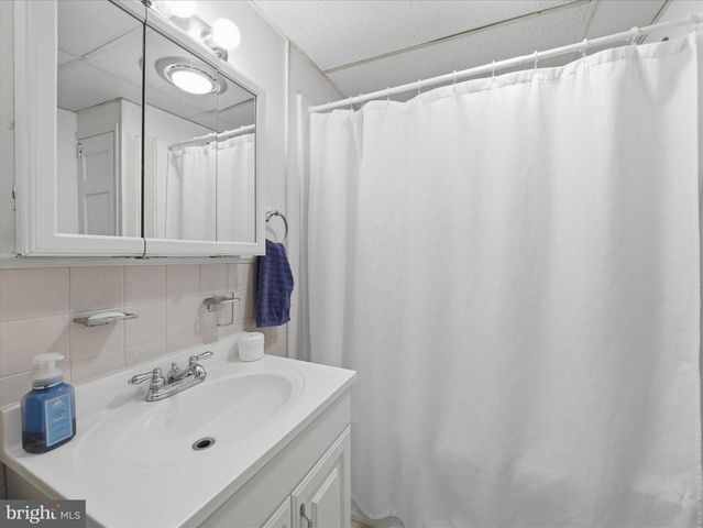 740 HEIDLERSBURG RD, Biglerville, PA 17307