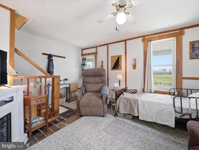 740 HEIDLERSBURG RD, Biglerville, PA 17307