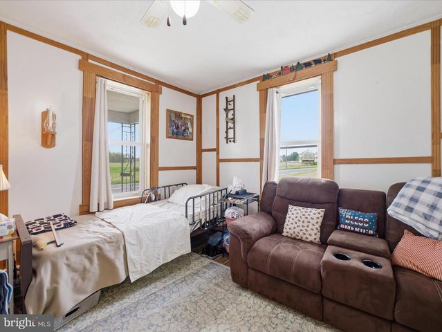 740 HEIDLERSBURG RD, Biglerville, PA 17307