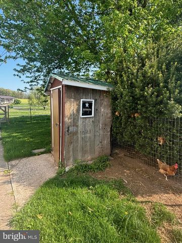 740 HEIDLERSBURG RD, Biglerville, PA 17307