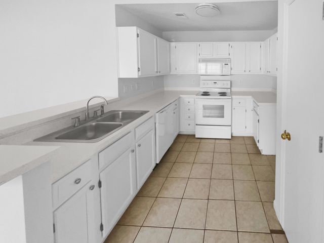 198 Two Pond Loop, Ladson, SC 29456