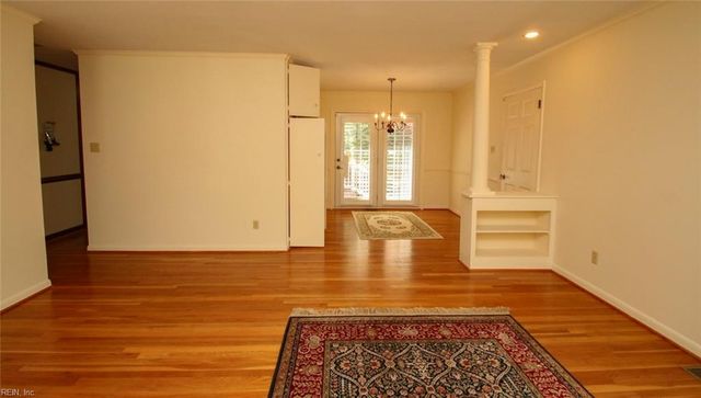 140 Albany DR, Hampton, VA 23666