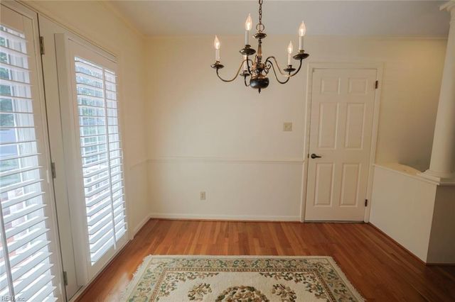 140 Albany DR, Hampton, VA 23666