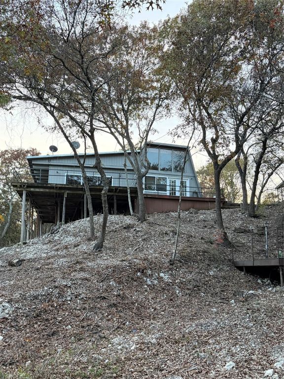 1867 Chaparral Drive, Gainesville, TX 76240