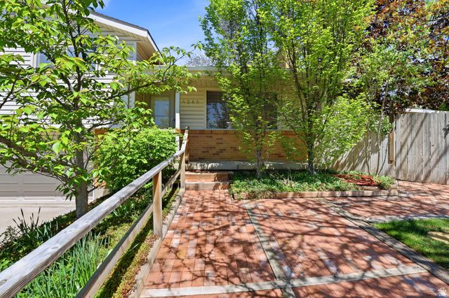 4245 S 3320 E, Holladay, UT 84124