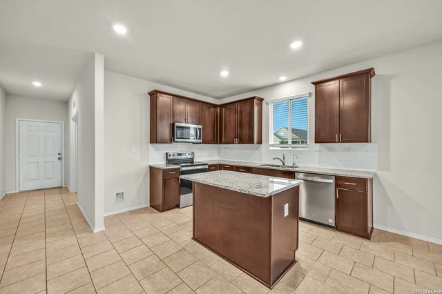 3144 Prairie Smoke, New Braunfels, TX 78130