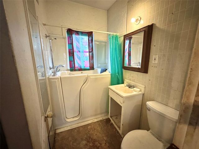 313 SW 23rd Street, Oklahoma City, OK 73109