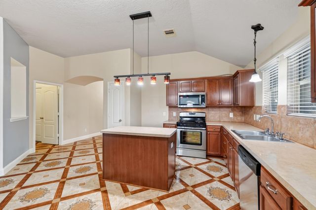 20410 Canton Trace Street, Humble, TX 77338
