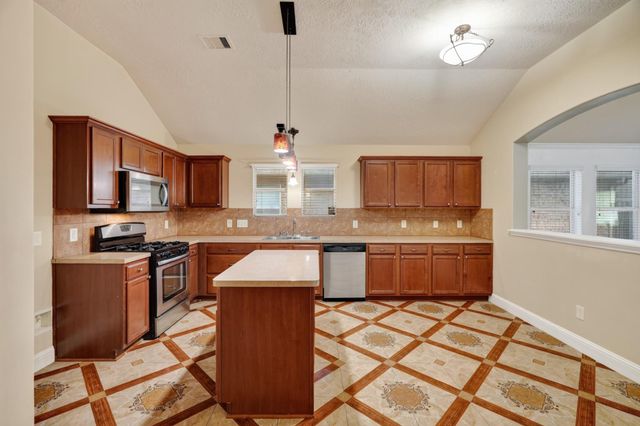 20410 Canton Trace Street, Humble, TX 77338